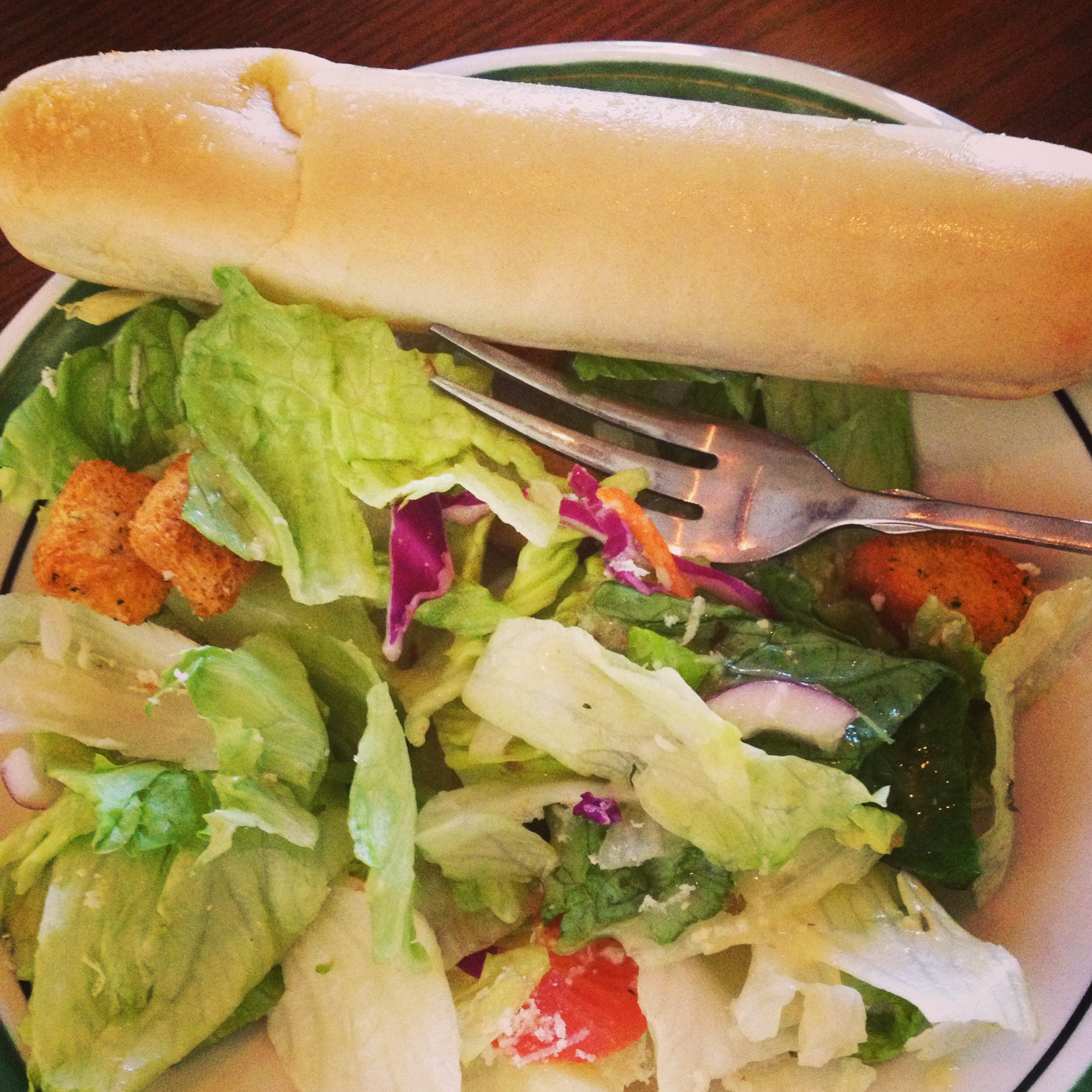 Olive Garden Salad & Breadstick