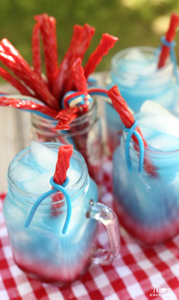Kid-Friendly Patriotic Punch | All-American 4th Of July Desserts | 4th of july snacks