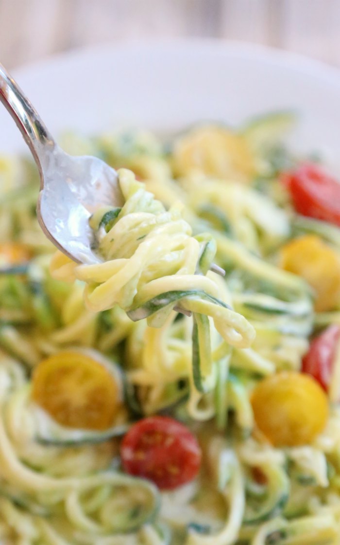 Creamy White Sauce Zoodles