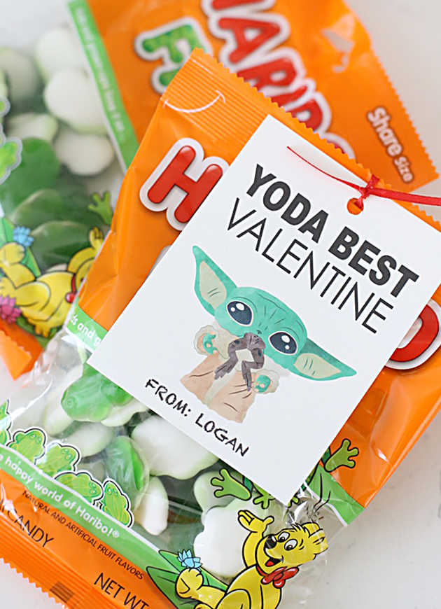 Yoda Valentine Tags with Bag of Gummy Frog Candy